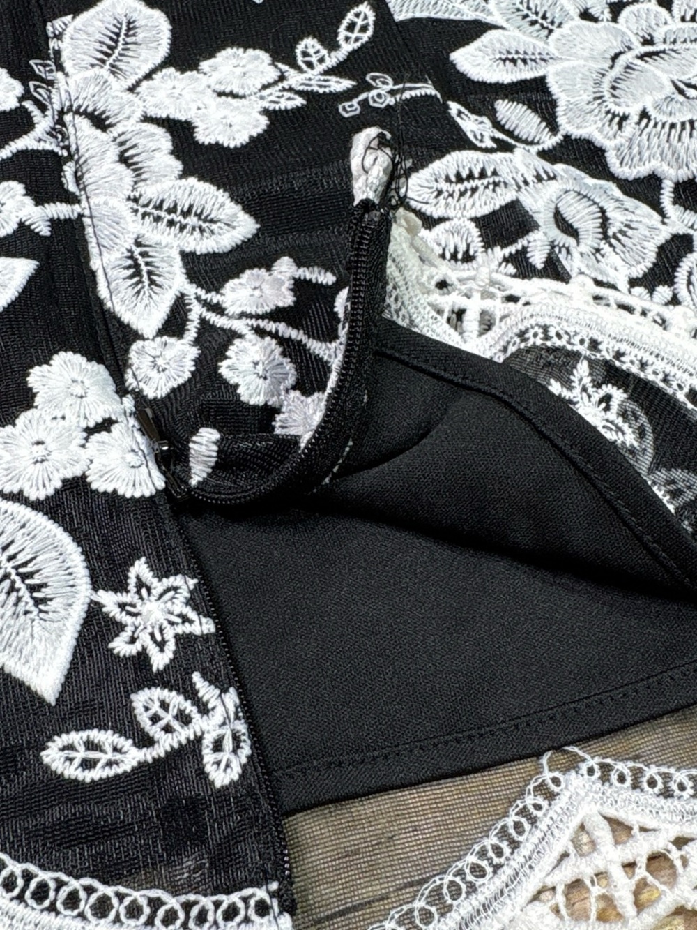 Alex Evenings Black Top with White Floral Lace Overlay - Picture 3 of 6